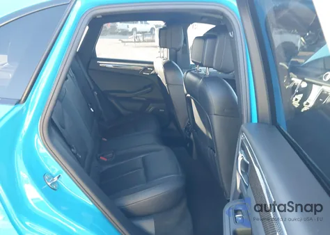 2018 Porsche Macan Gts z USA, uszkodzony, nr VIN WP1AG2A55JLB65305